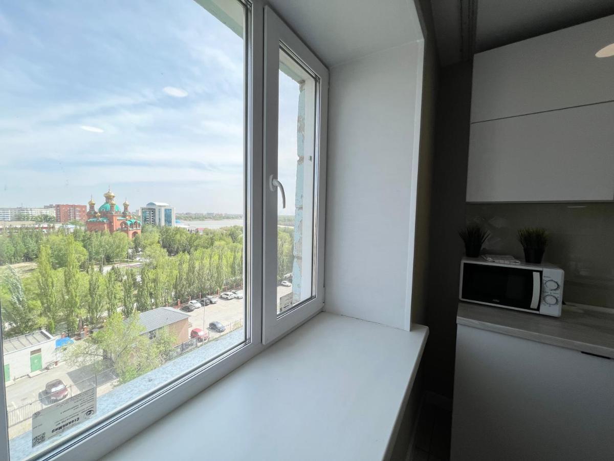 Luxury Apartments Pavlodar Bagian luar foto